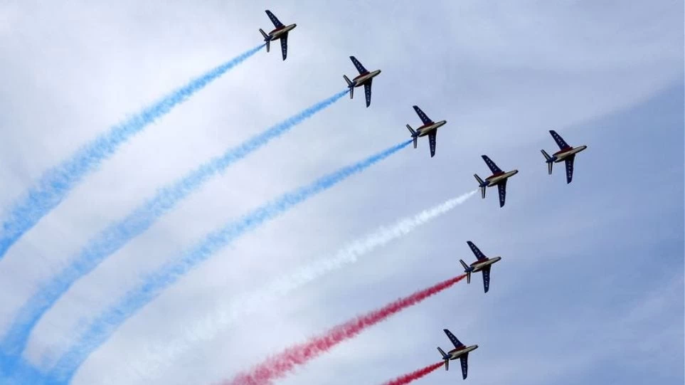 Στην Athens Flying Week για πρώτη φορά το γαλλικό ακροβατικό σμήνος (βίντεο)